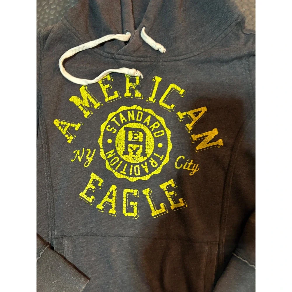 2012 American Eagle Hoodie Large